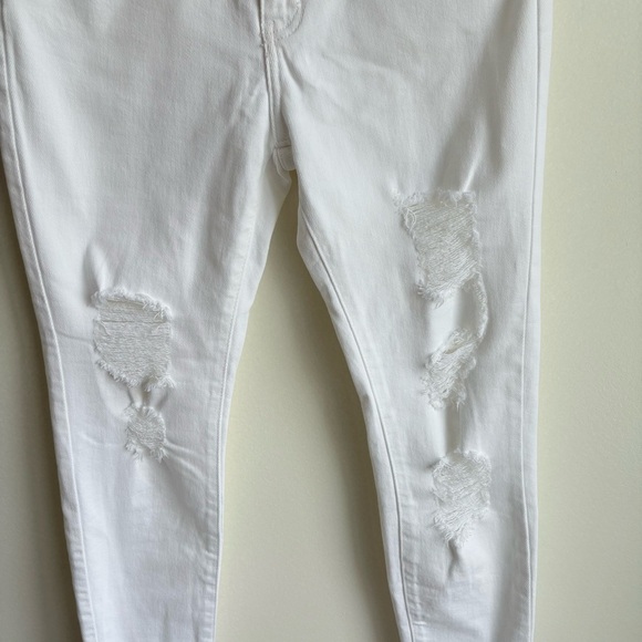 Kancan For Maurice’s Women’s White frayed distressed denim skinny jeans size 27 - Picture 5 of 9